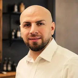 Emre Kömürcü